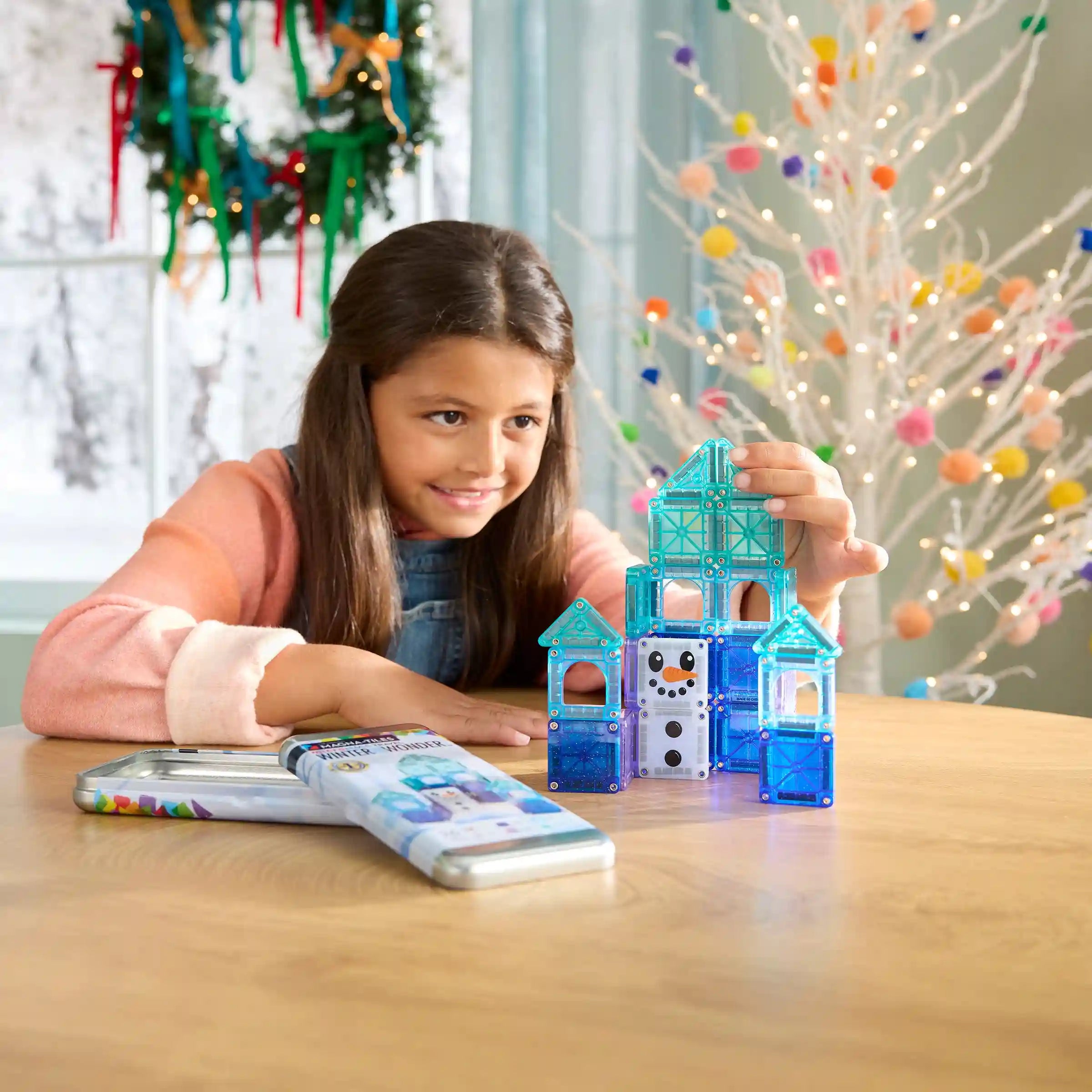 microMAGS Winter Wonder Travel Set Secondary image
