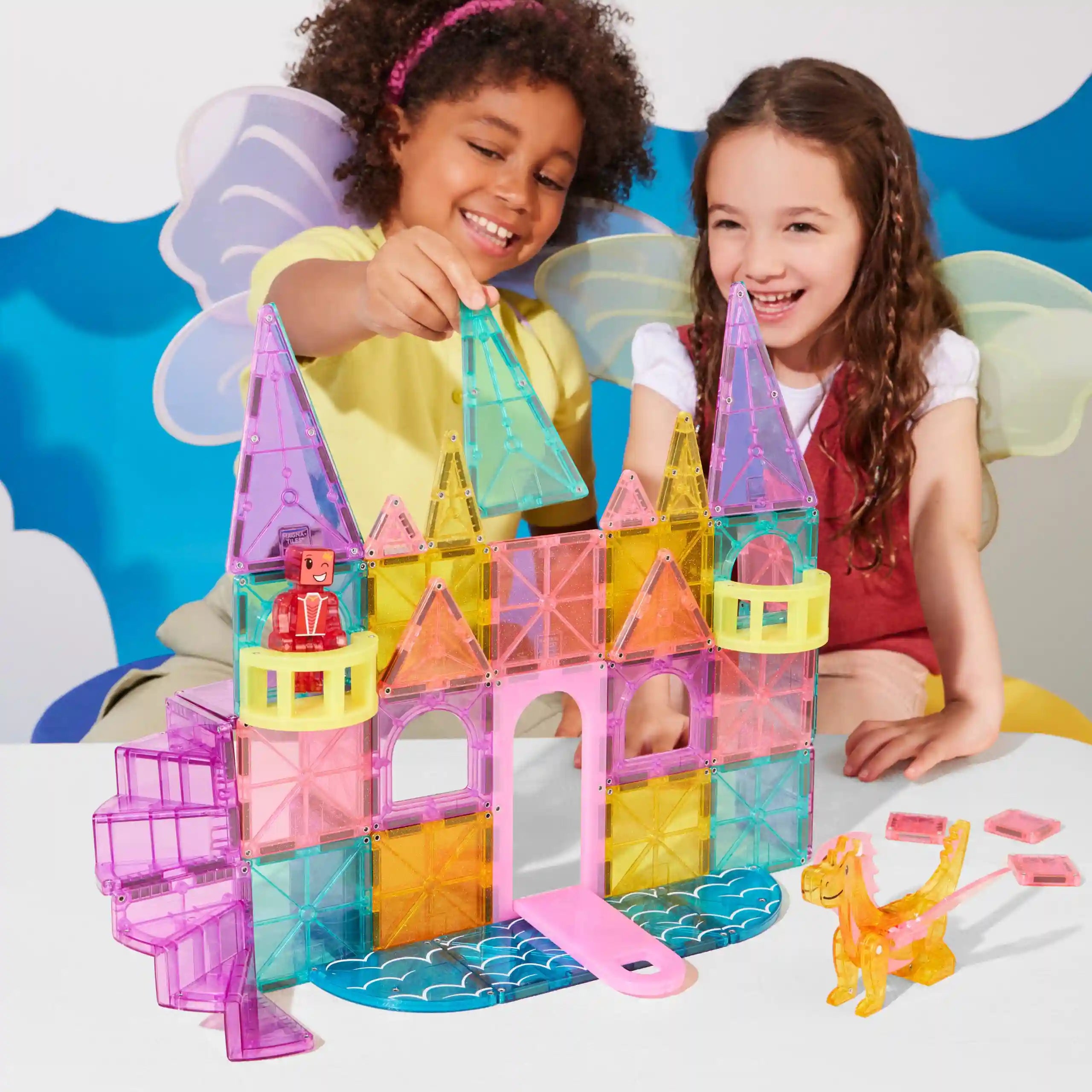 Castle Deluxe™ 48 Piece Set Secondary image